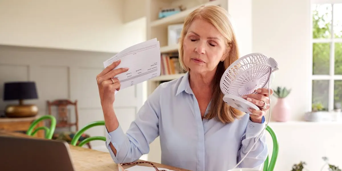 Navigating Menopause: The Benefits and Risks of Hormone Replacement Therapy